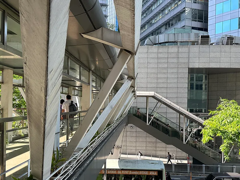 Buendia Pedestrian Bridge